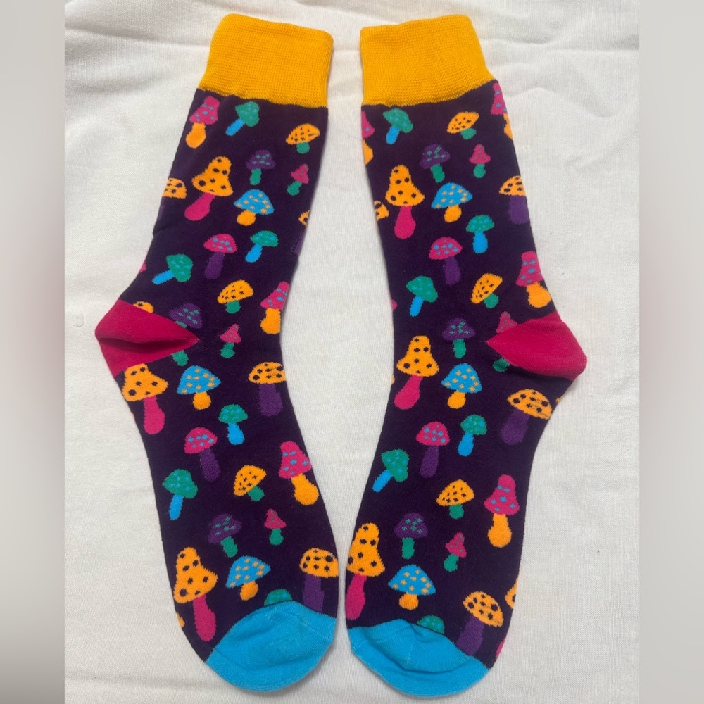 Colorful Mushroom Print Socks